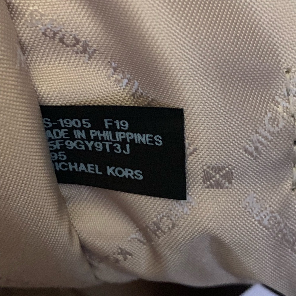 Mk tote - Picture 5 of 5